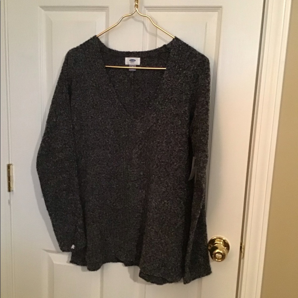 NWT Old Navy V-neck Pullover Sweater
